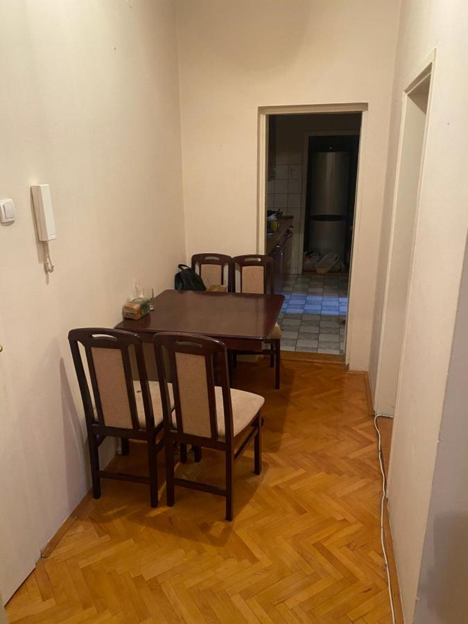 Stan Novi Sad 5G Wifi Apartman Kültér fotó