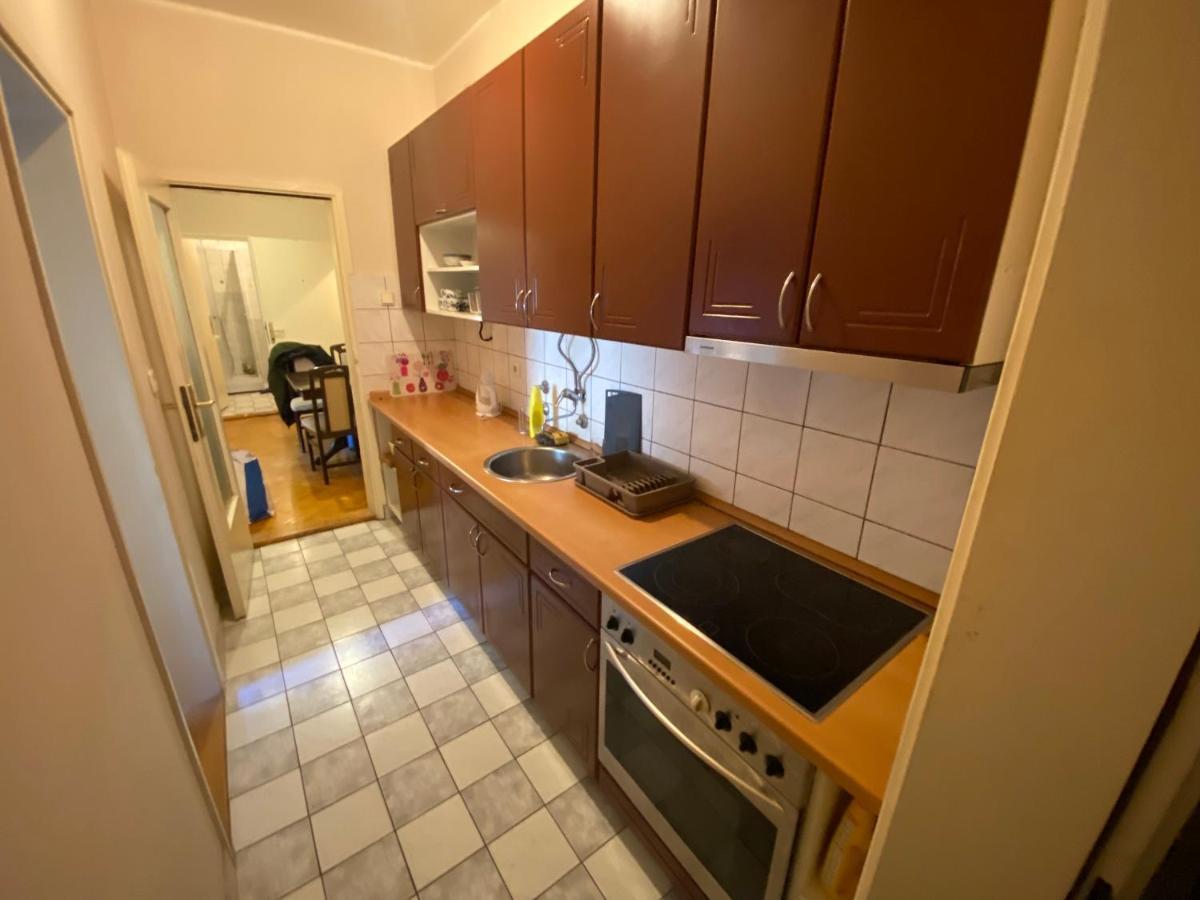 Stan Novi Sad 5G Wifi Apartman Kültér fotó